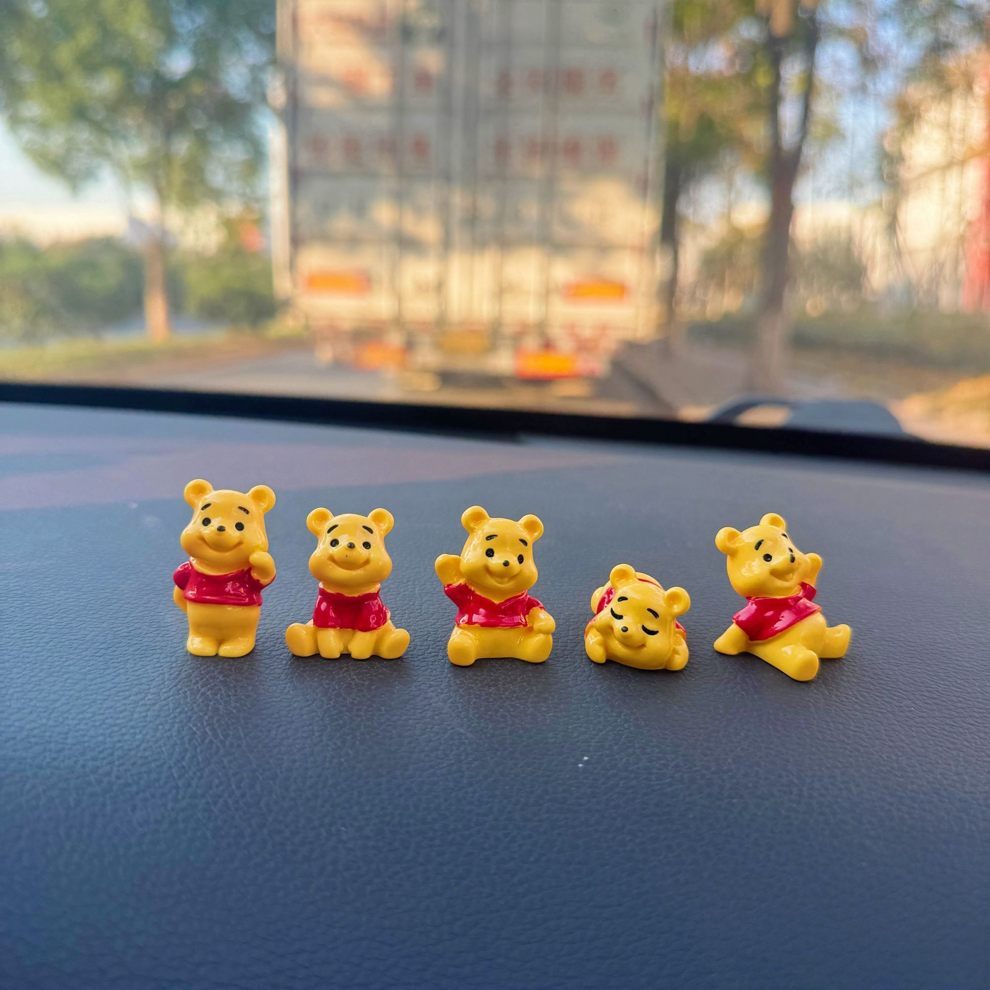 Cute Winnie The Pooh Mini Figu - đánh giá và giá Tech Car Accessories
